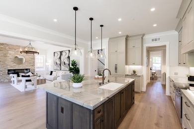 Welcome to Willowbend at Sandraya Heights, where luxury - photo 15