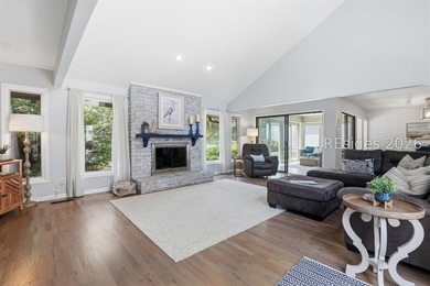 Lovely 4 bedroom, 2.5 bath home in world renowned Sea Pines - photo 6
