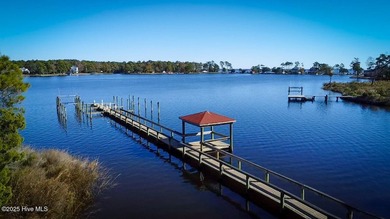 Located in the sought-after Shine Landing gated community, this - photo 21