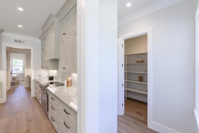 Welcome to Willowbend at Sandraya Heights, where luxury - photo 26