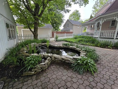 Charmer of Yesteryear! An Old-World Victorian with Endless - photo 31