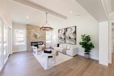Welcome to Willowbend at Sandraya Heights, where luxury - photo 33