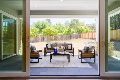 Welcome to Willowbend at Sandraya Heights, where luxury - photo 42