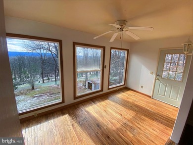 *Springfield Cabin* - Nestled along the hillside in scenic - photo 8