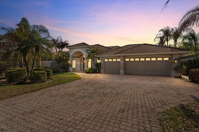 Beautiful & Spacious 4 bed/3 bath 3 car garage POOL home in the - photo 2