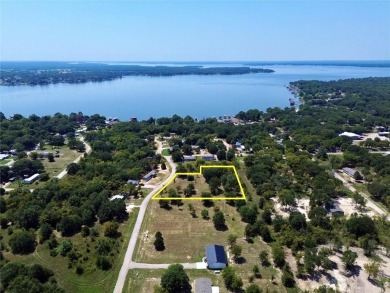 Lake Lot For Sale in Gun Barrel City, Texas