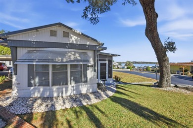 Lake Griffin Home For Sale in Fruitland Park Florida