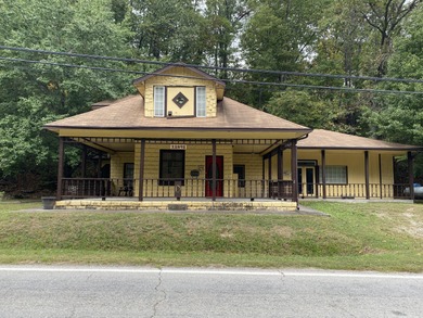 Lake Home Sale Pending in Reeds Spring, Missouri