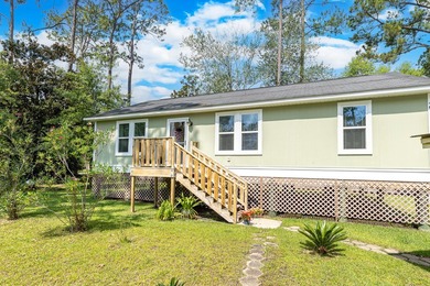 Charming 3-bedroom, 2-bath home, built in 2017, and perfectly - photo 5