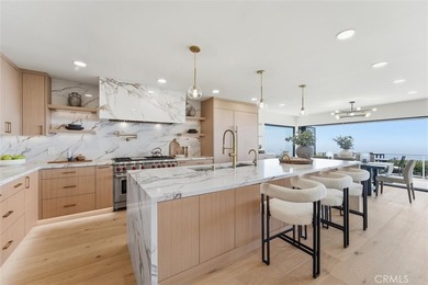 Panoramic ocean views stretching from Catalina Island to Malibu - photo 6