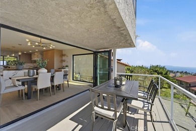 Panoramic ocean views stretching from Catalina Island to Malibu - photo 10