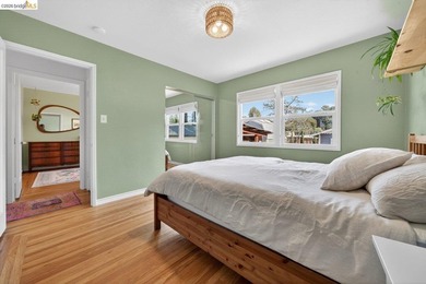 Imagine a home where comfort, warmth, and charm embrace you - photo 17