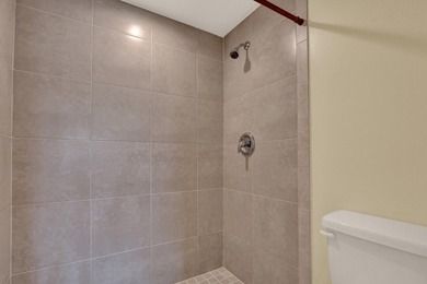 Welcome to this very nice one-bedroom, one-and-a-half-bath - photo 24