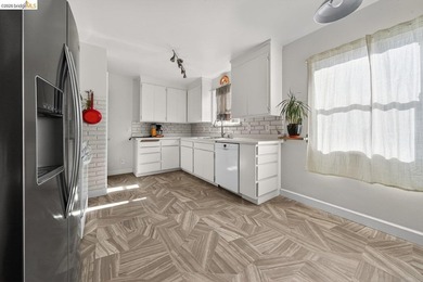 Imagine a home where comfort, warmth, and charm embrace you - photo 25
