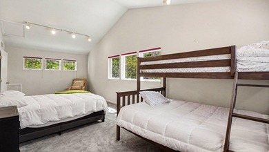 **BACK ON MARKET TO NO FAULT OF SELLERS** Enjoy lakefront living - photo 28