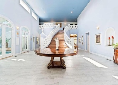 Pinnacle of Lakeridge Living: A Masterpiece on the 17th Fairway! - photo 4