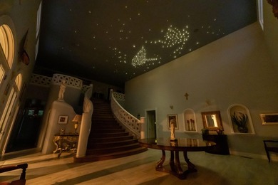 Pinnacle of Lakeridge Living: A Masterpiece on the 17th Fairway! - photo 5