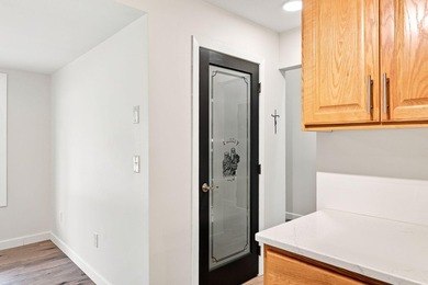 Immaculately maintained two-story end unit in demand Plymouth - photo 9