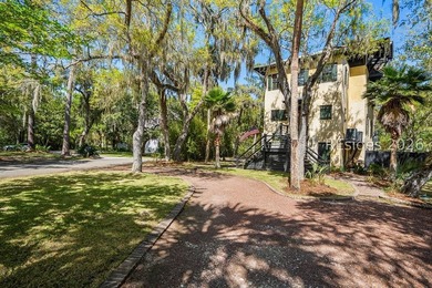 4 N Point Trail is a truly one-of-a-kind retreat, privately - photo 2