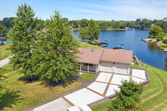 Lake Waynoka Home For Sale in Sardinia Ohio