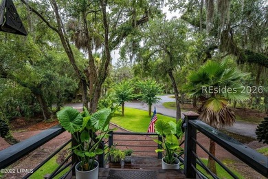4 N Point Trail is a truly one-of-a-kind retreat, privately - photo 5