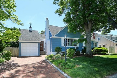 A rare opportunity to own a charming 4-bedroom, 2-bath home - photo 2