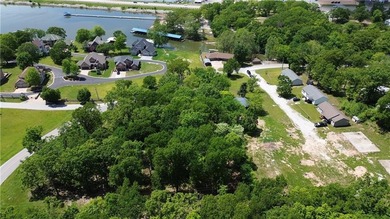 Grand Lake O the Cherokees Lot For Sale in Grove Oklahoma