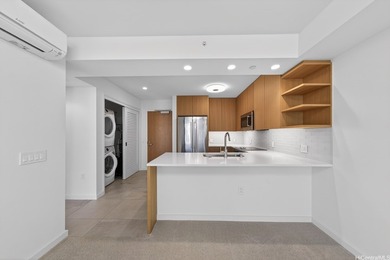 Sky Ala Moana West. Be ready to live on this high floor 1 - photo 4