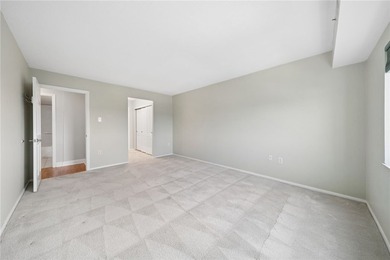 MOVE-IN CONDITION! OPEN CONCEPT! INCREDIBLE VIEWS! Enjoy low - photo 17