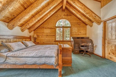 Absolutely beautiful log home in Chester. Every detail - photo 24