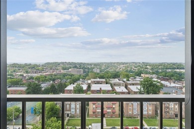 MOVE-IN CONDITION! OPEN CONCEPT! INCREDIBLE VIEWS! Enjoy low - photo 25