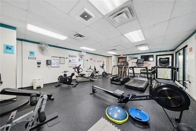 MOVE-IN CONDITION! OPEN CONCEPT! INCREDIBLE VIEWS! Enjoy low - photo 28