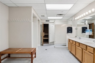 MOVE-IN CONDITION! OPEN CONCEPT! INCREDIBLE VIEWS! Enjoy low - photo 29