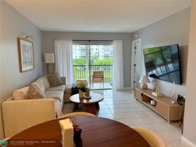 Lake Condo For Sale in Pompano Beach, Florida