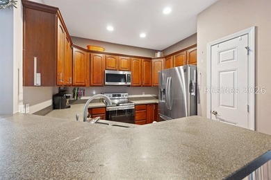 Welcome to 8 Maidencane-an inviting end-unit townhome in the - photo 10