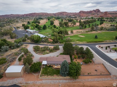 A truly rare opportunity to own one of Moab's most desirable - photo 4