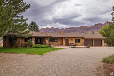 A truly rare opportunity to own one of Moab's most desirable - photo 5