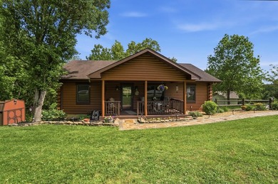 Feel like you're on vacation every day in this lovely log cabin - photo 1