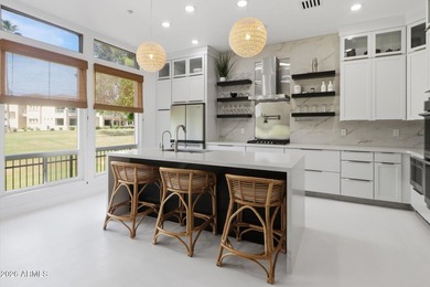 Beautifully reimagined and fully upgraded, this stunning home - photo 5