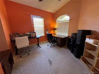Florida Living at its best! As you enter this 3 bedroom 2 bath - photo 13