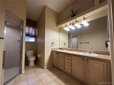 Florida Living at its best! As you enter this 3 bedroom 2 bath - photo 19
