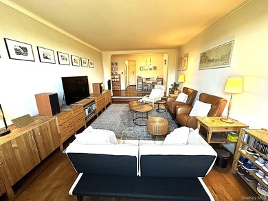 Forest Hills South * 1350 SF *Rare 3BR/2BATH* Ultimate Blank - photo 10
