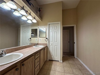 Florida Living at its best! As you enter this 3 bedroom 2 bath - photo 21