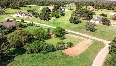 PRICED TO SELL! AMAZING OPPORTUNITY to purchase this Beautiful - photo 8