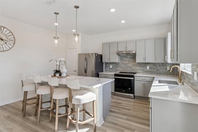 Virtually Staged. Move-In Incentive Available! Qualified buyers - photo 7