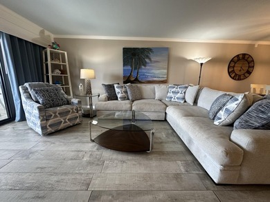 Spacious two bedroom/two bath condo, located on the 2nd floor of - photo 9