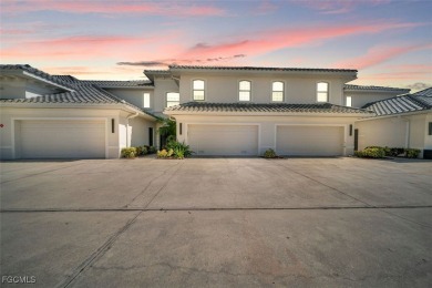 Cape Coral Lakes Area Condo For Sale in Cape Coral Florida