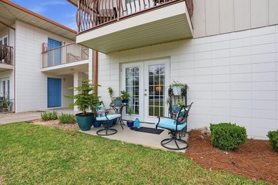 Welcome to resort-style, low-maintenance living at the iconic - photo 3