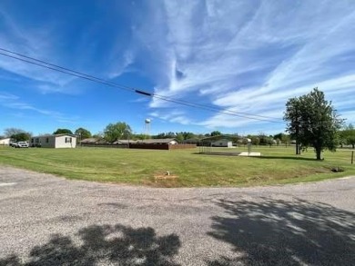 Lake Lot For Sale in Gordonville, Texas