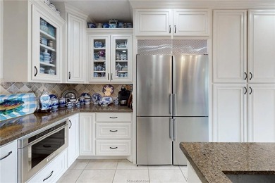 Enchanting and elegant, this Mariott home in Miramont will - photo 3